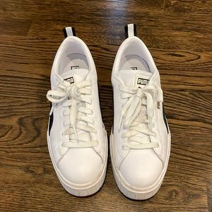 PUMA Mayze White Platform Sneakers Women’s sz 8.5